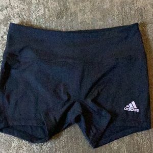 Adidas women’s size Large black volleyball spandex shorts